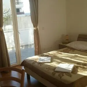 Marinovic Μακάρσκα